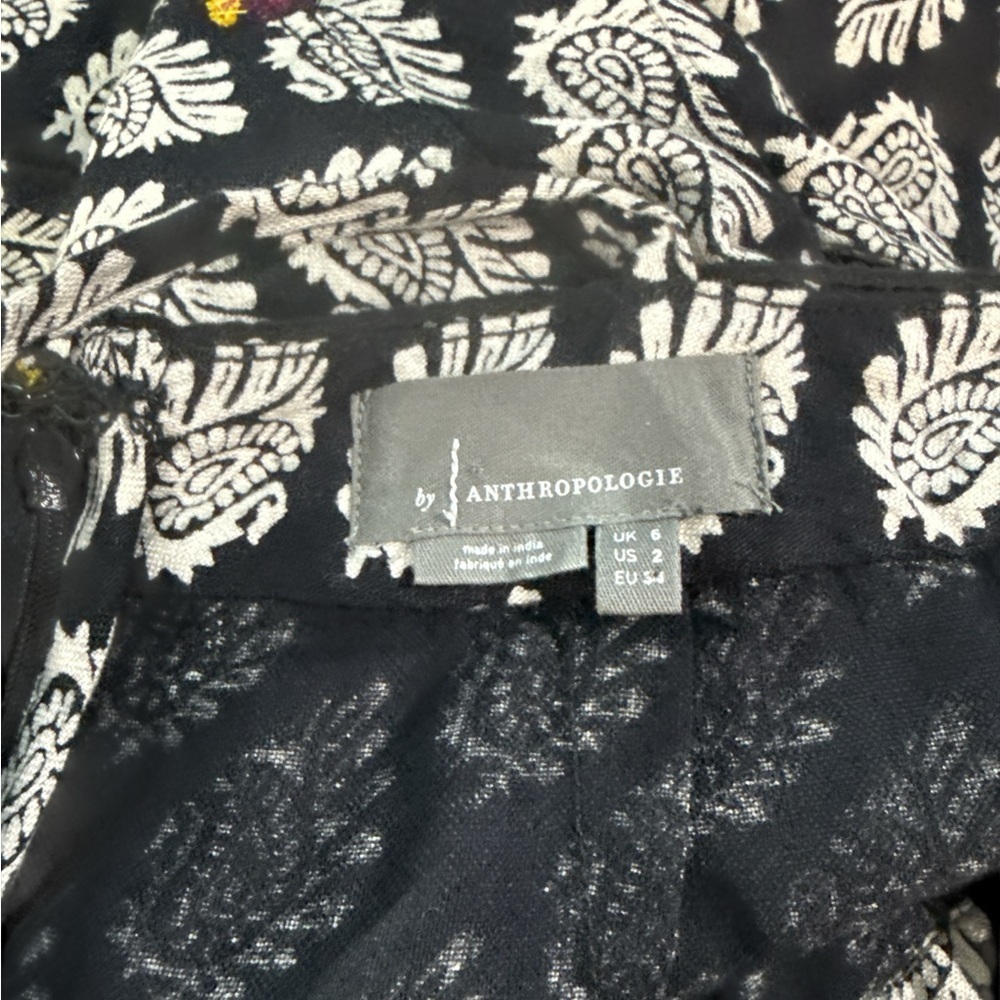 by Anthropologie: Black and White Paisley with Embroidered Flowers Jumper Size 2 - Picture 12 of 13